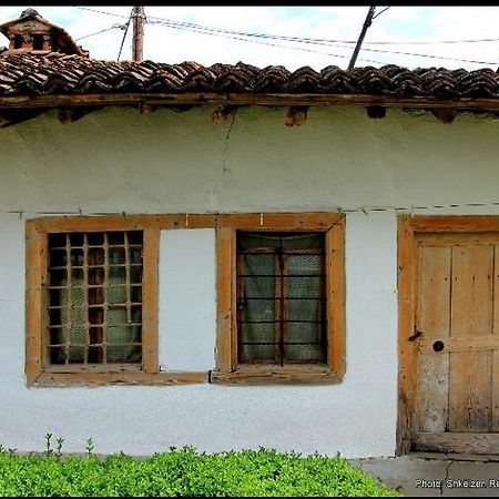 مبيت وإفطار Gjakova Bujtina Zhaveli المظهر الخارجي الصورة